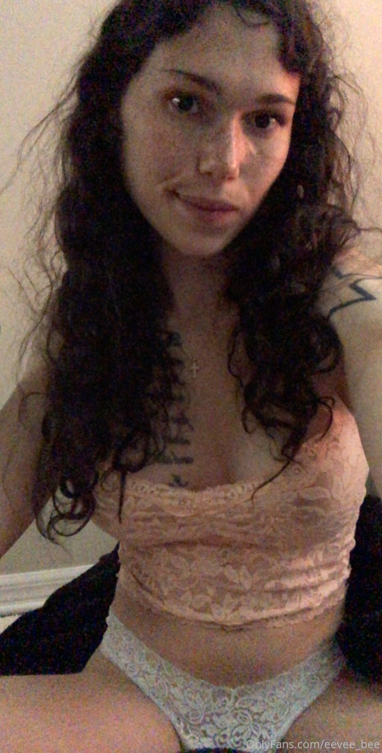 Photo by eevee_bee published on July 31,2023 11:25:18 - BestThots