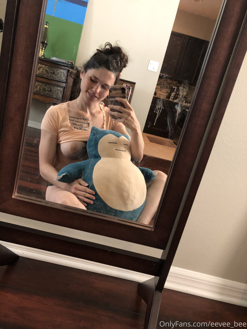 Photo by eevee_bee published on July 31,2023 11:25:51 - BestThots