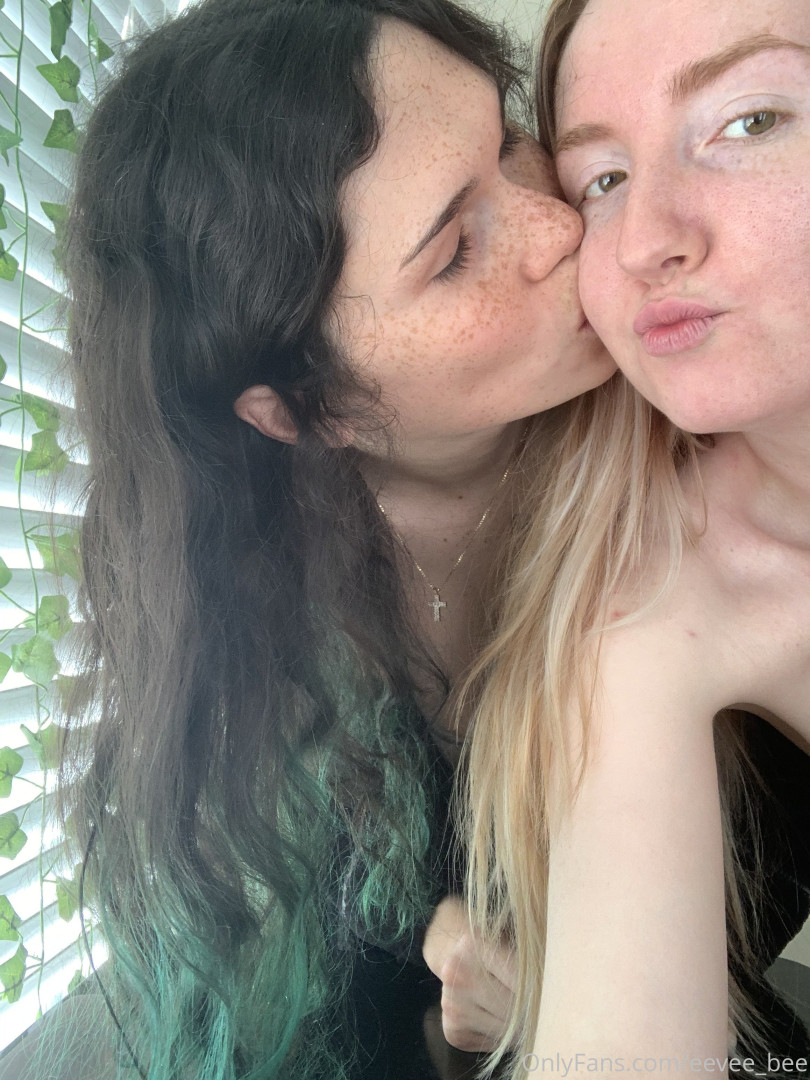 Photo by eevee_bee published on July 31,2023 11:28:59 - BestThots