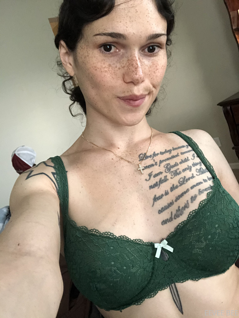 Photo by eevee_bee published on July 31,2023 11:30:49 - BestThots