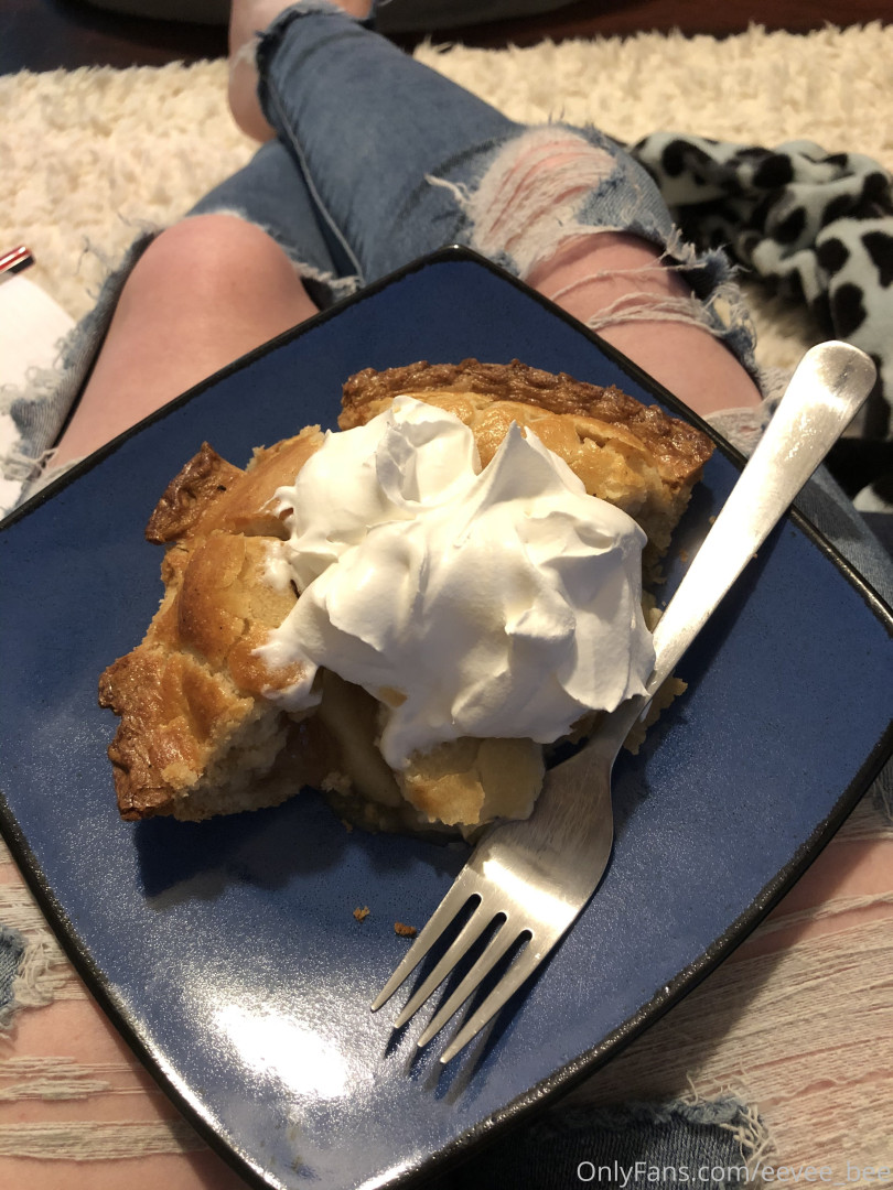 Photo by eevee_bee published on July 31,2023 11:32:58 - BestThots