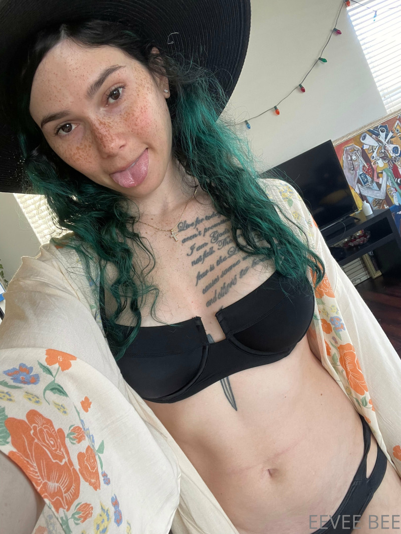 Photo by eevee_bee published on July 31,2023 11:33:04 - BestThots