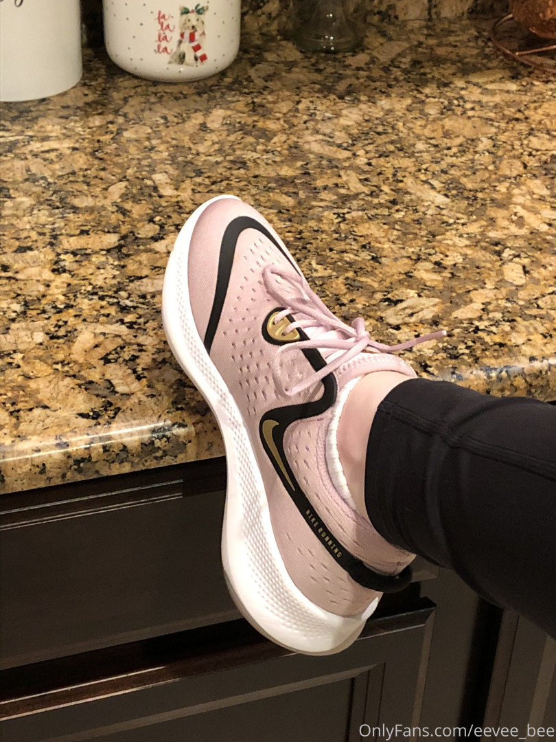 Photo by eevee_bee published on July 31,2023 11:34:06 - BestThots