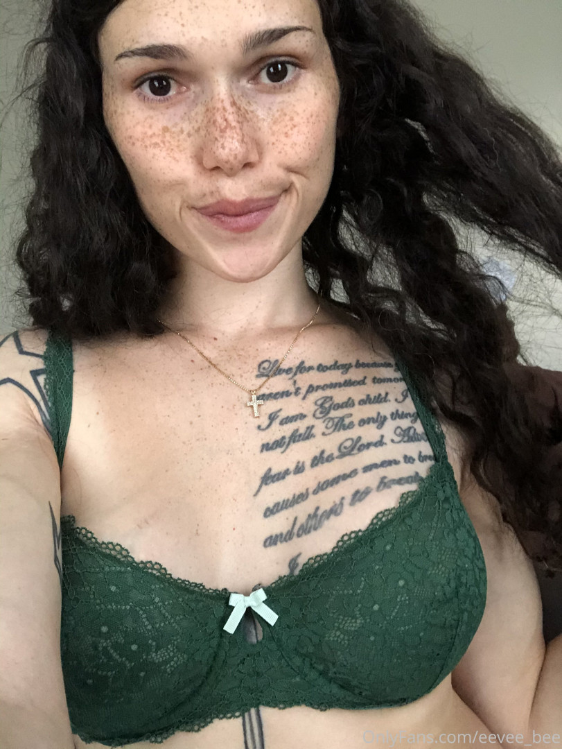 Photo by eevee_bee published on July 31,2023 11:37:26 - BestThots