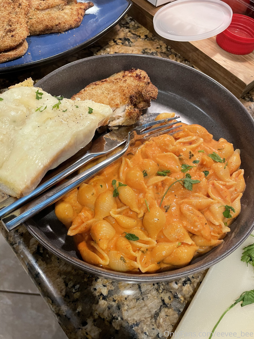 Photo by eevee_bee published on July 31,2023 11:39:09 - BestThots