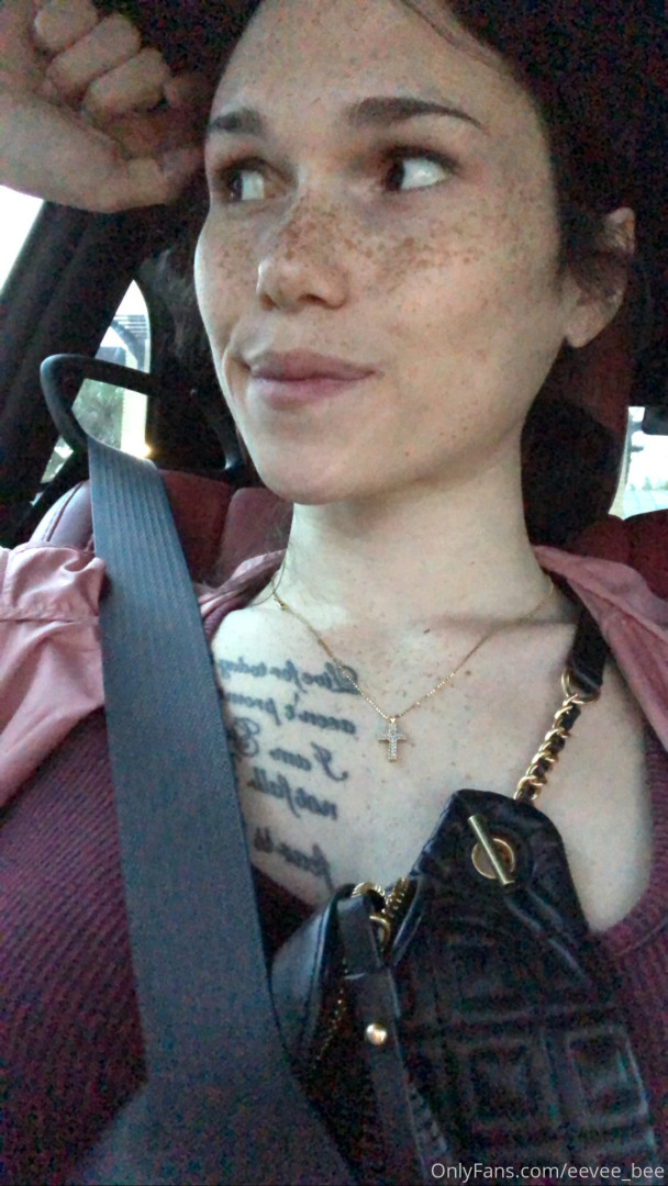 Photo by eevee_bee published on July 31,2023 11:40:11 - BestThots