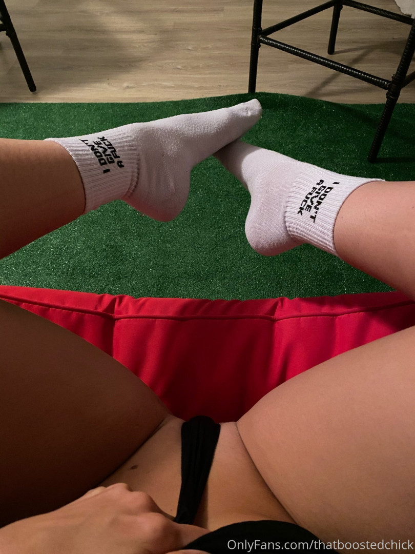 Photo by thatboostedchick published on October 16,2023 15:46:19 - BestThots