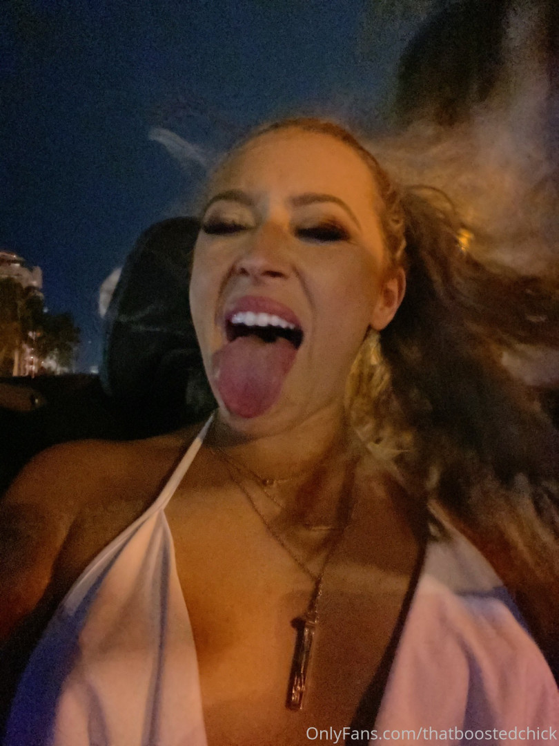 Photo by thatboostedchick published on October 16,2023 15:55:34 - BestThots
