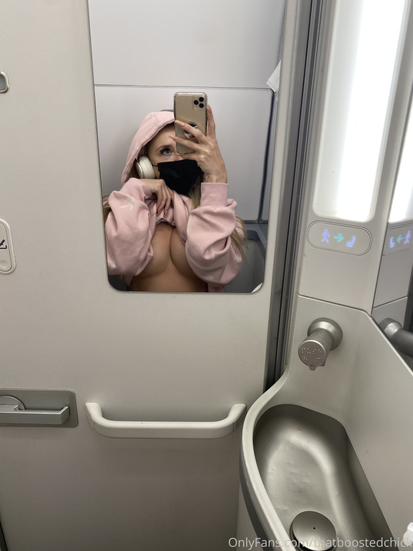 Photo by thatboostedchick published on October 16,2023 16:22:38 - BestThots