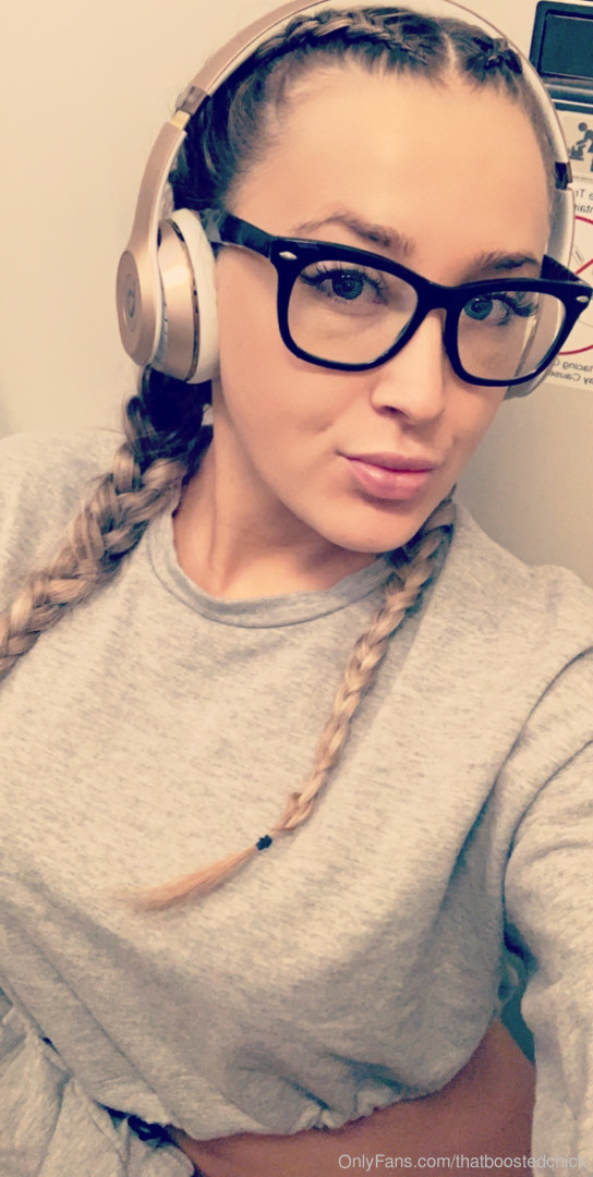 Photo by thatboostedchick published on October 16,2023 16:23:05 - BestThots