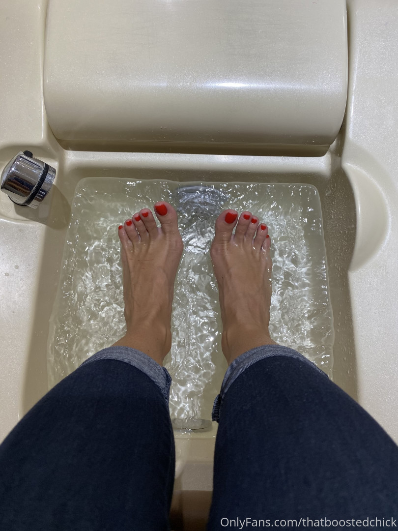 Photo by thatboostedchick published on October 16,2023 17:08:56 - BestThots