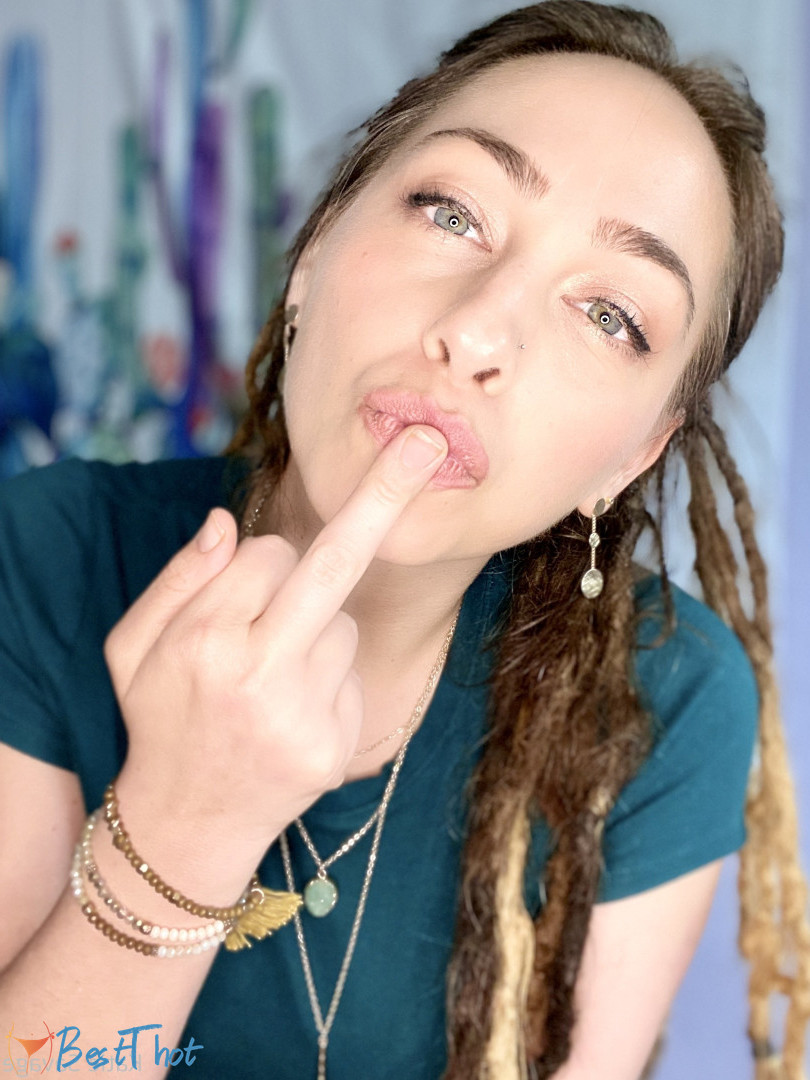 Photo by katiesavage published on December 21,2024 18:10:03 - BestThots