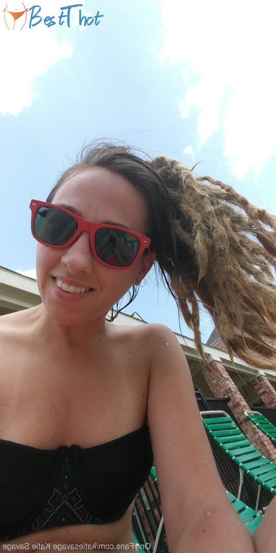 katiesavage #9505487