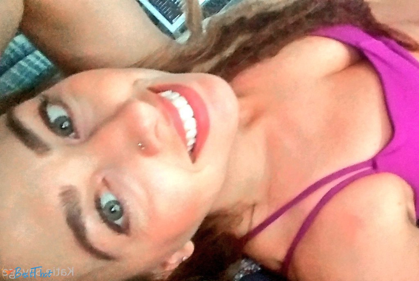 katiesavage #9505652