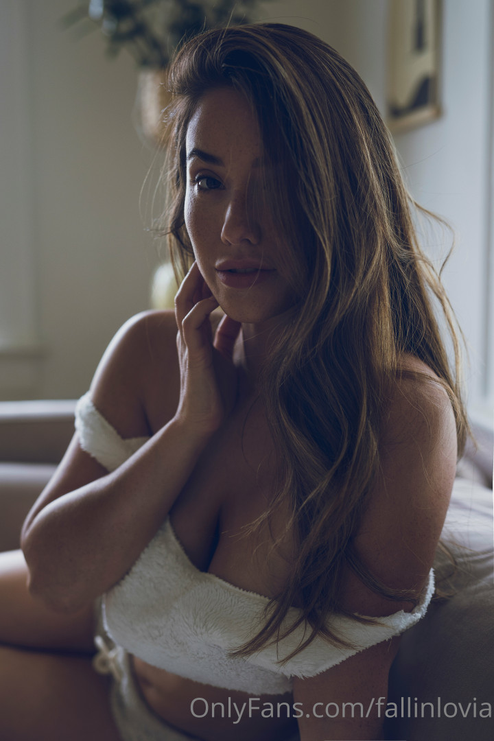 Photo by fallinlovia published on August 31,2023 21:40:40 - BestThots
