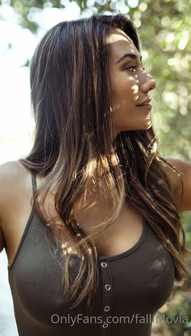 Photo by fallinlovia published on August 31,2023 23:25:22 - BestThots