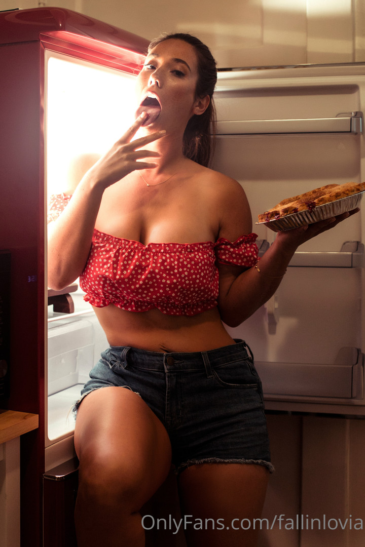 Photo by fallinlovia published on September 1,2023 02:45:13 - BestThots