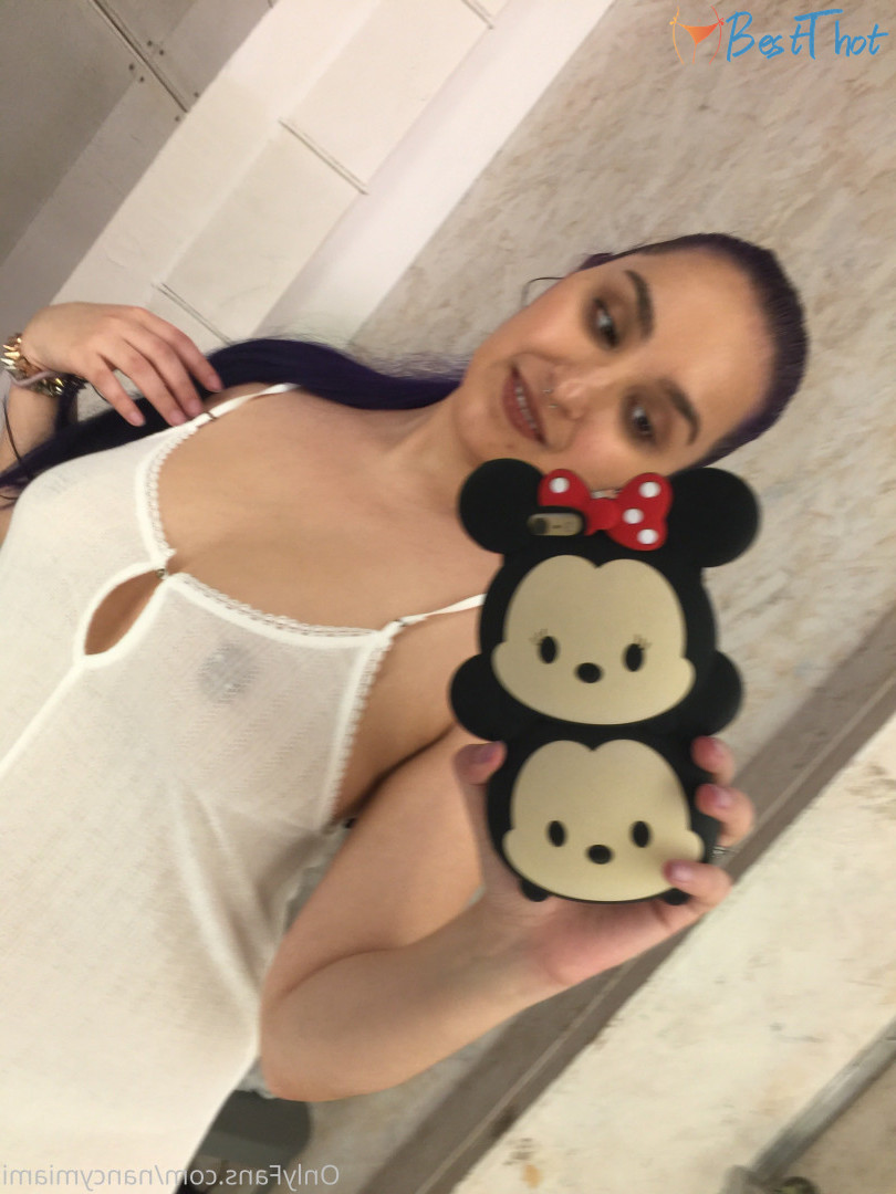 Photo by nancymiami published on December 24,2024 22:11:23 - BestThots