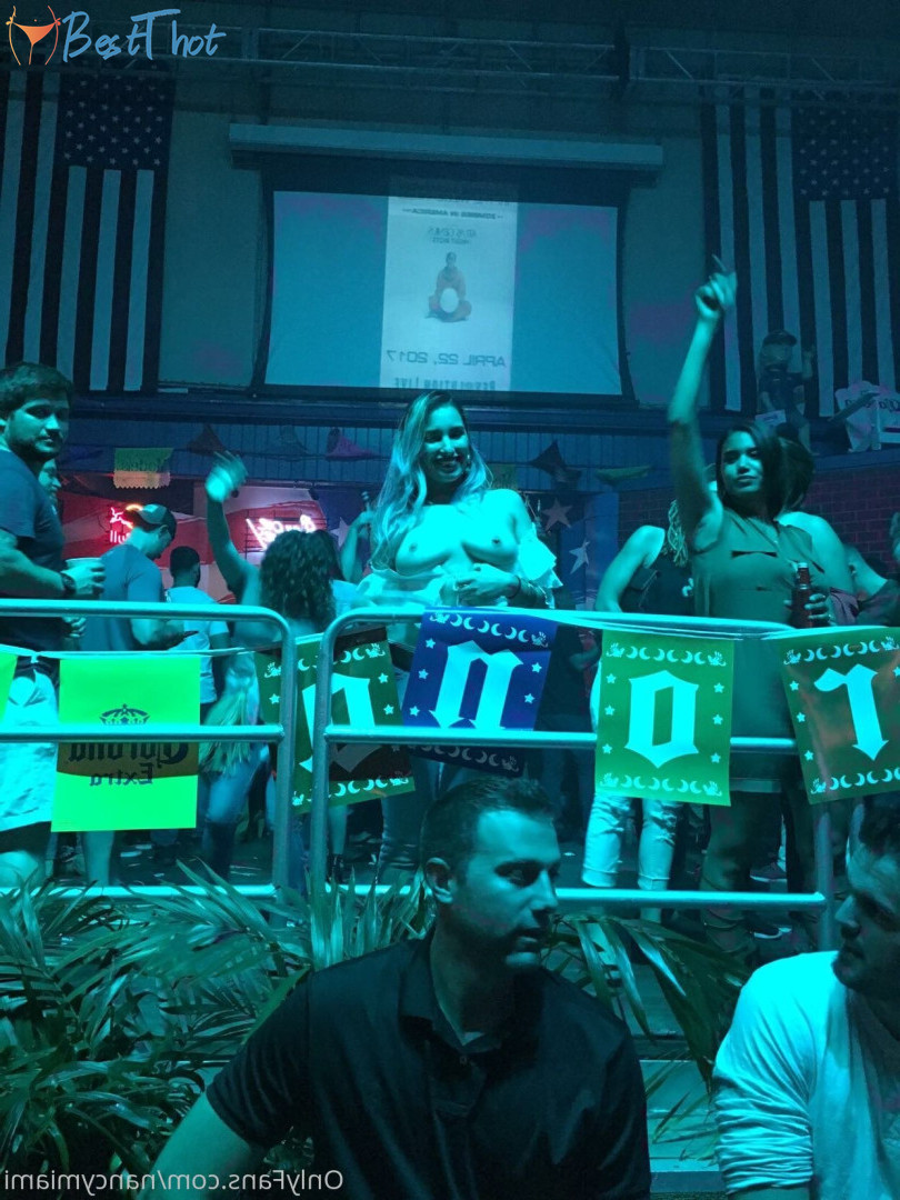 Photo by nancymiami published on December 24,2024 23:11:08 - BestThots