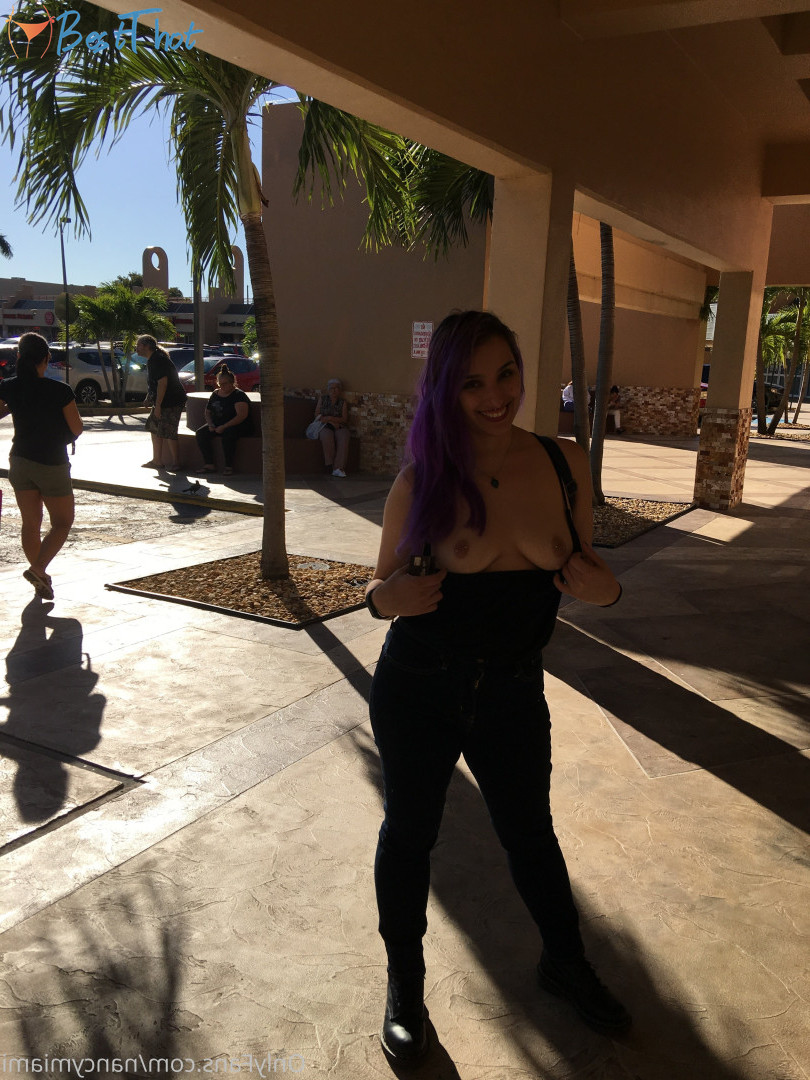 Photo by nancymiami published on December 24,2024 23:11:15 - BestThots