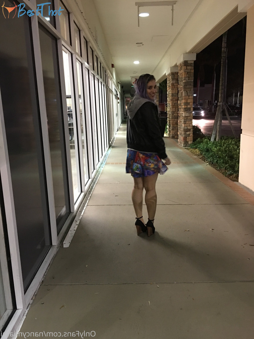 Photo by nancymiami published on December 25,2024 07:11:14 - BestThots