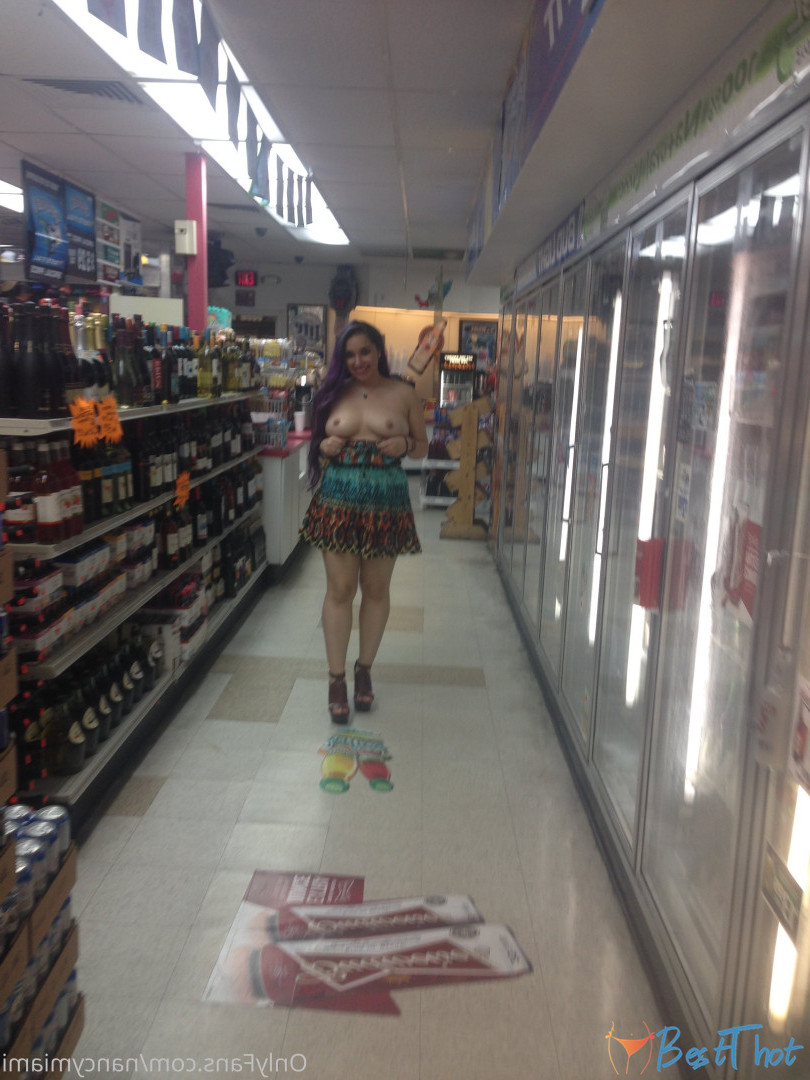 Photo by nancymiami published on December 25,2024 09:12:42 - BestThots