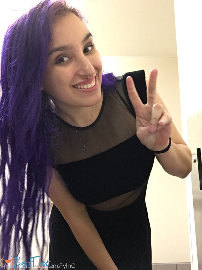 Photo by nancymiami published on December 25,2024 10:10:17 - BestThots