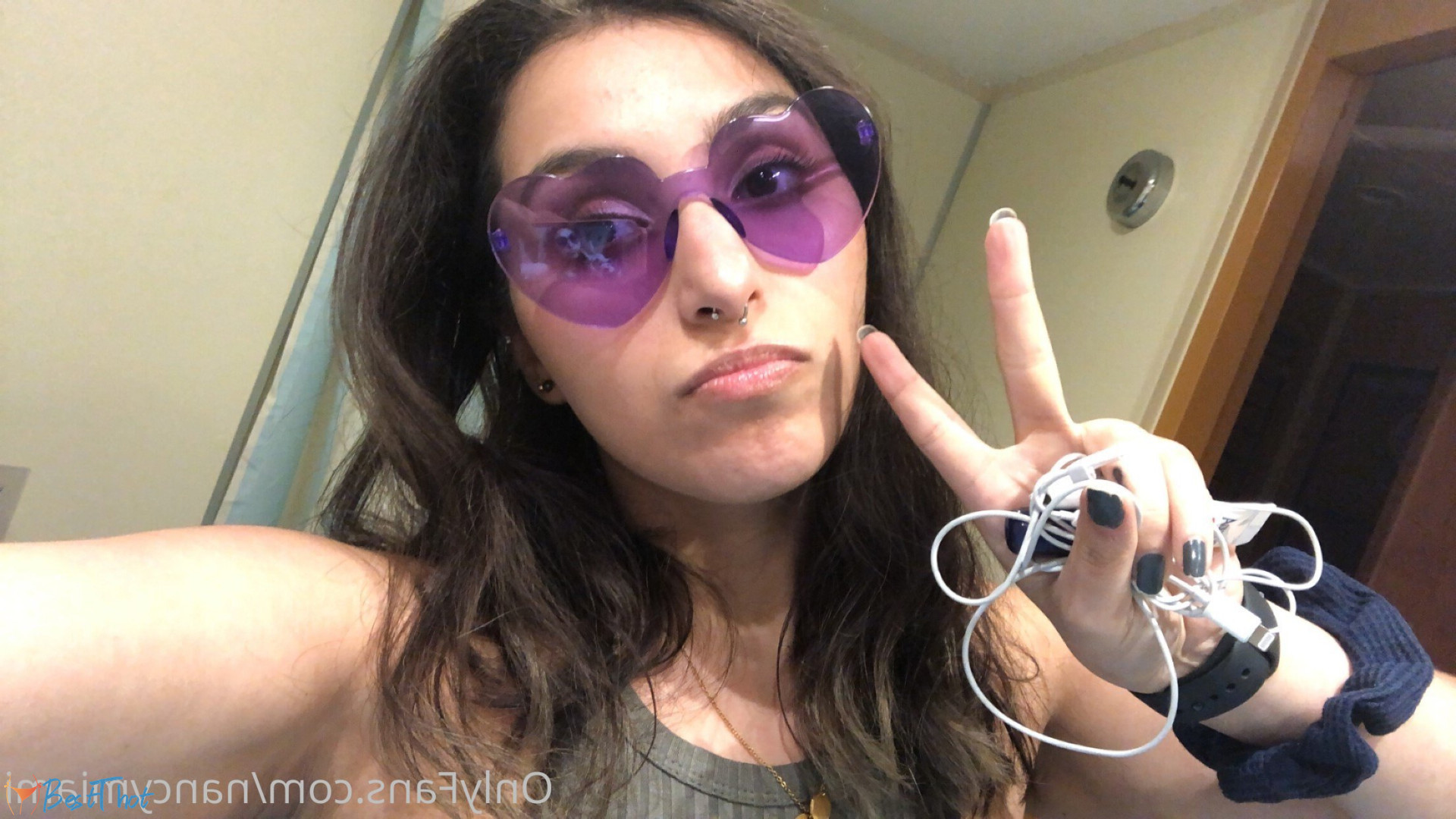 Photo by nancymiami published on December 25,2024 10:10:18 - BestThots