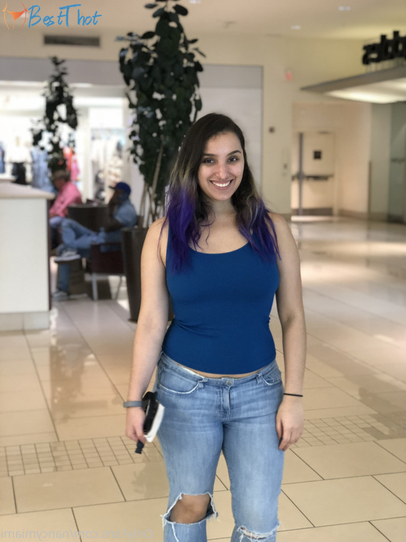 Photo by nancymiami published on December 25,2024 10:12:00 - BestThots