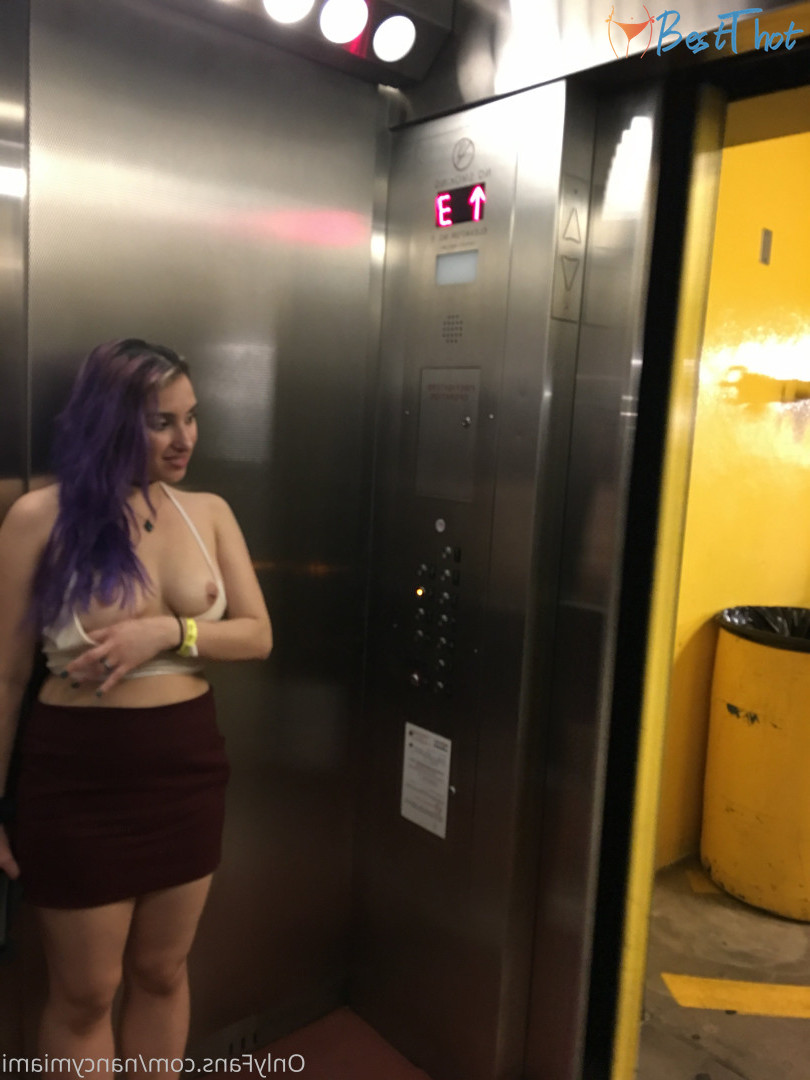 Photo by nancymiami published on December 25,2024 10:12:09 - BestThots