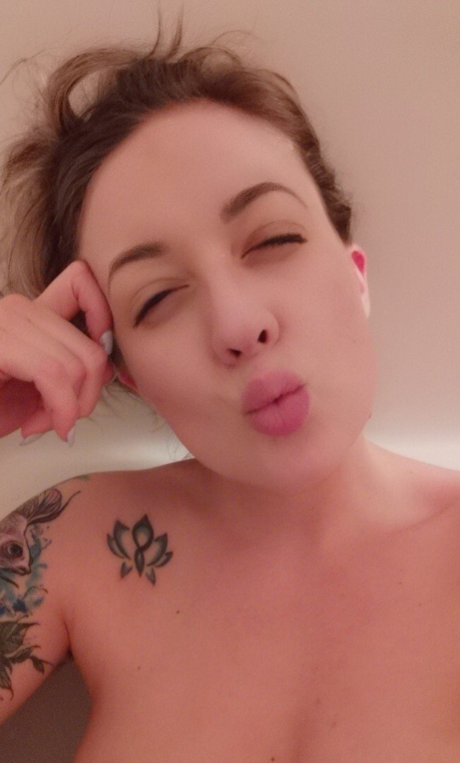 Photo by breasommers published on October 24,2023 16:32:53 - BestThots