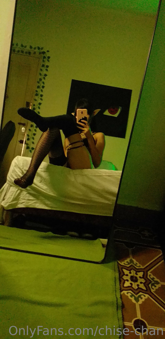 Photo by chise-chan published on October 24,2023 23:44:44 - BestThots