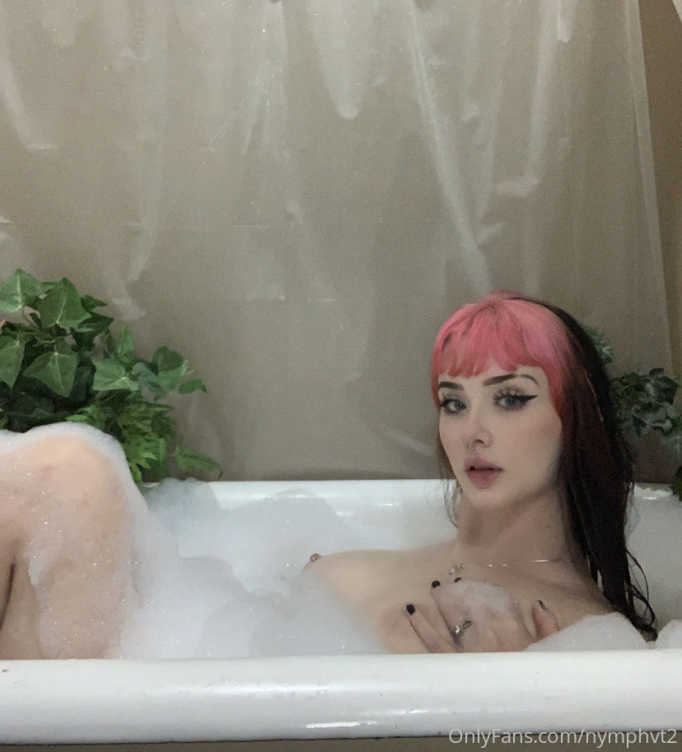 Photo by lilangelsawa published on August 26,2023 22:49:02 - BestThots