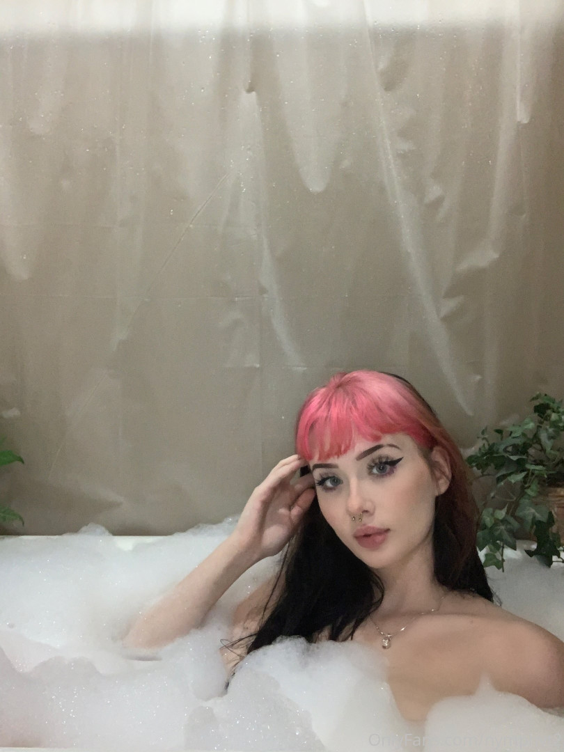 Photo by lilangelsawa published on August 26,2023 22:58:44 - BestThots