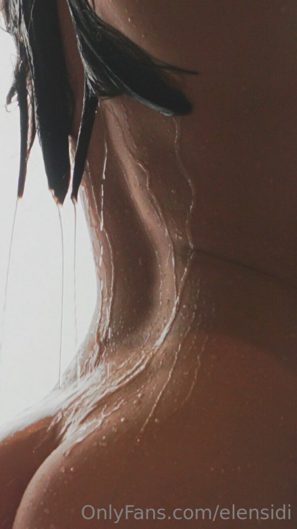 Photo by elensidi published on October 24,2023 19:35:16 - BestThots