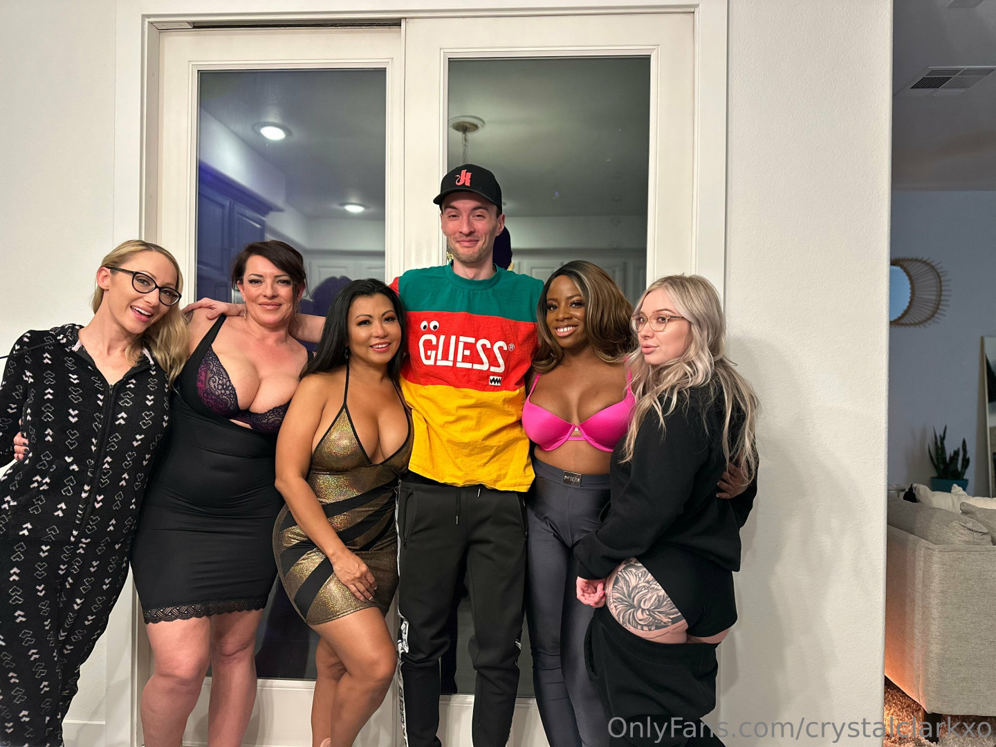 Photo by crystalclarkxo published on August 2,2023 14:00:10 - BestThots