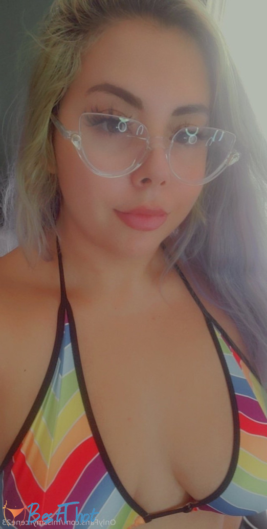 Photo by missmyrcene23 published on December 20,2024 15:08:28 - BestThots