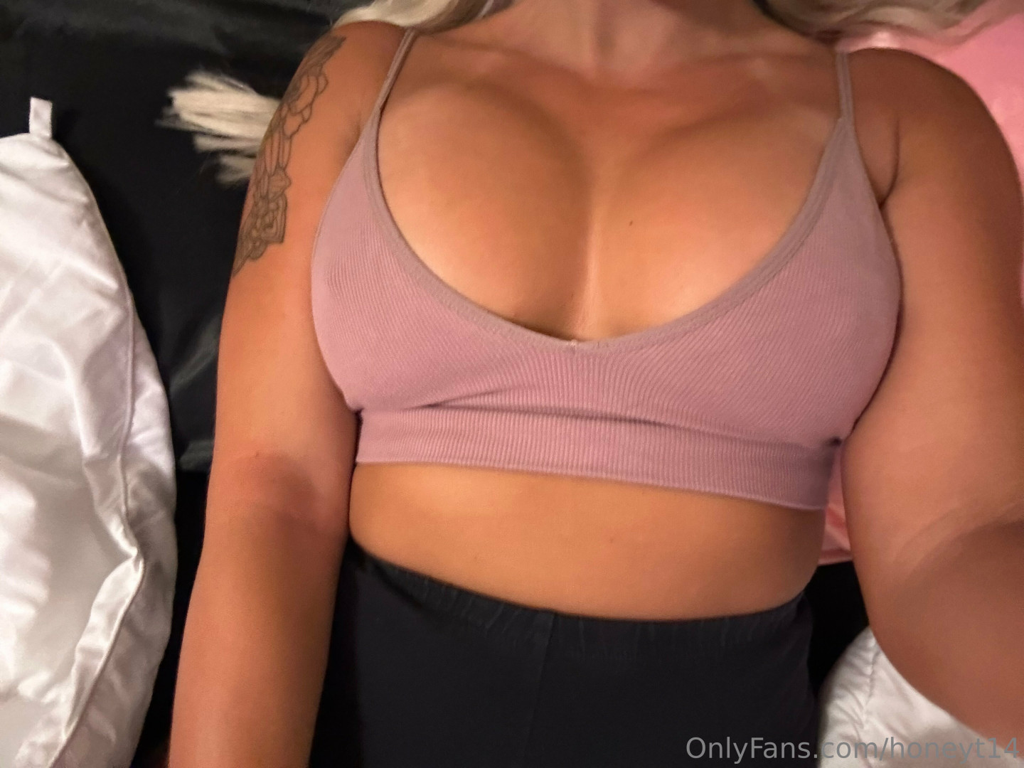 Photo by honeyt14 published on October 24,2023 14:23:13 - BestThots