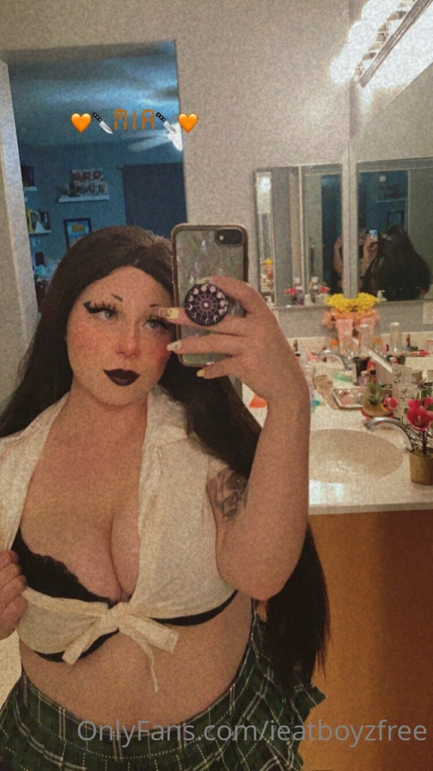 Photo by ieatboyzfree published on October 24,2023 21:13:55 - BestThots