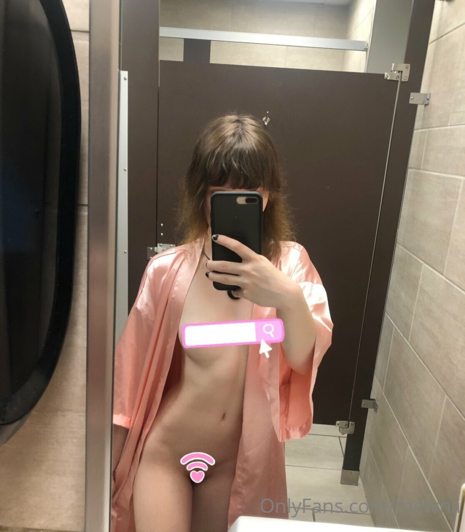 Photo by mewnii published on October 24,2023 14:21:21 - BestThots