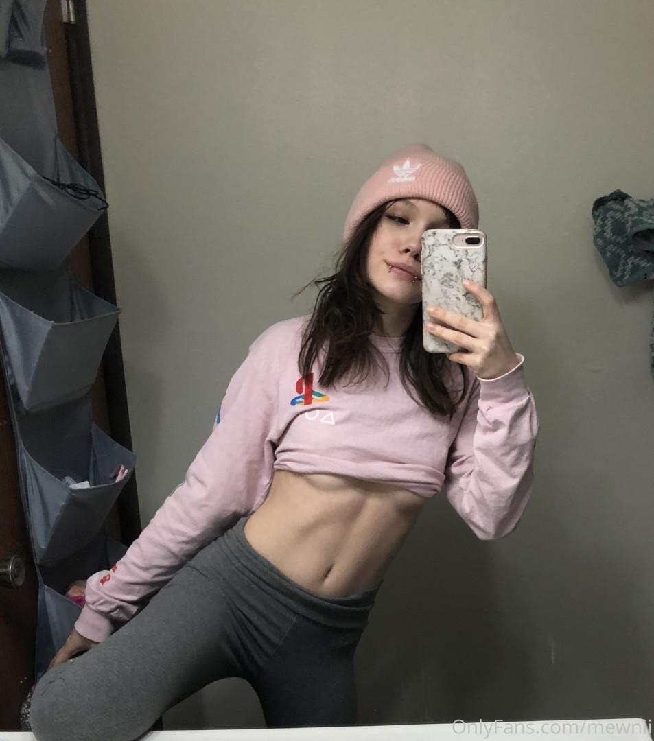 Photo by mewnii published on October 24,2023 14:21:49 - BestThots