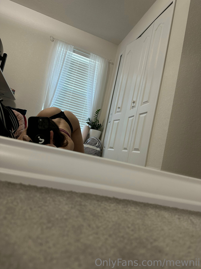 Photo by mewnii published on October 24,2023 14:22:06 - BestThots
