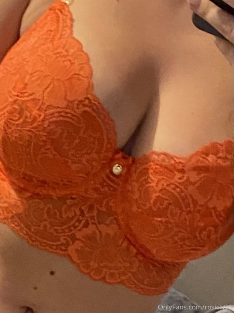 Photo by mombodrosie published on October 24,2023 21:03:49 - BestThots