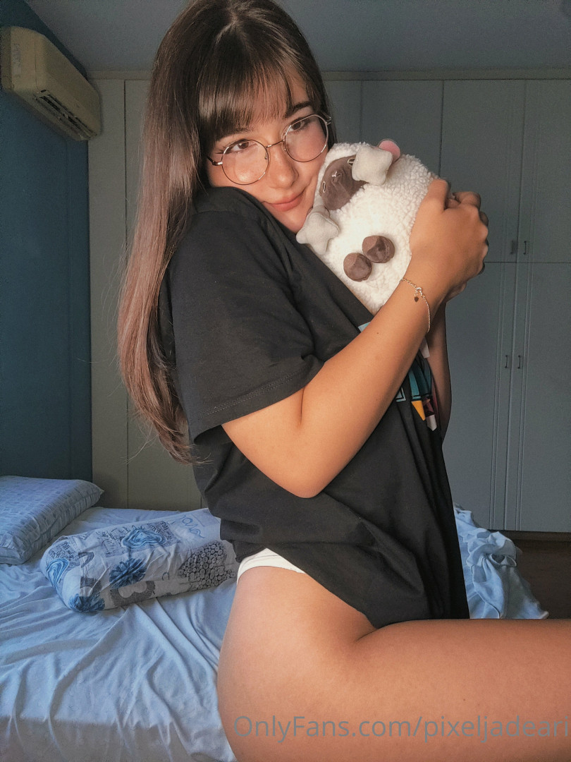 Photo by pixeljadearixela published on October 24,2023 15:27:32 - BestThots