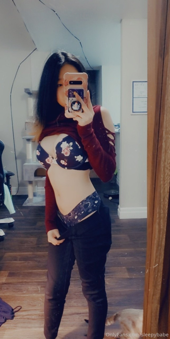 Photo by sleepybabe published on May 17,2023 22:35:03 - BestThots