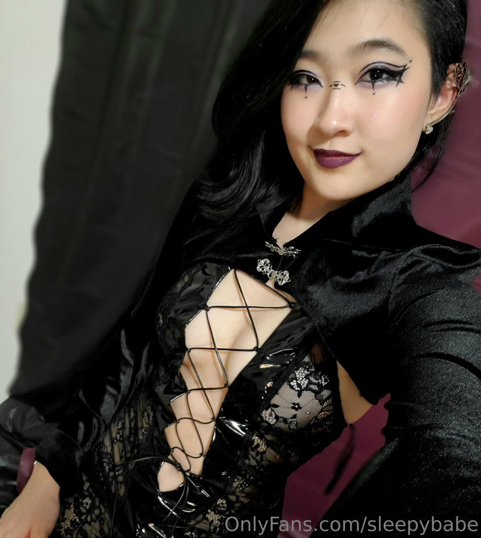 Photo by sleepybabe published on May 17,2023 22:44:56 - BestThots