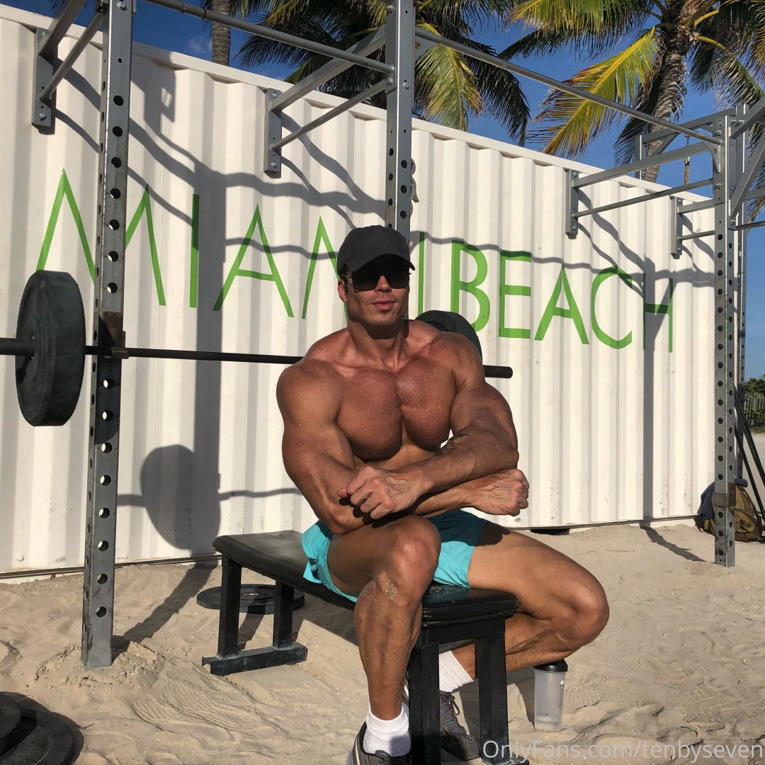 Photo by reesexxxl published on October 24,2023 15:22:19 - BestThots