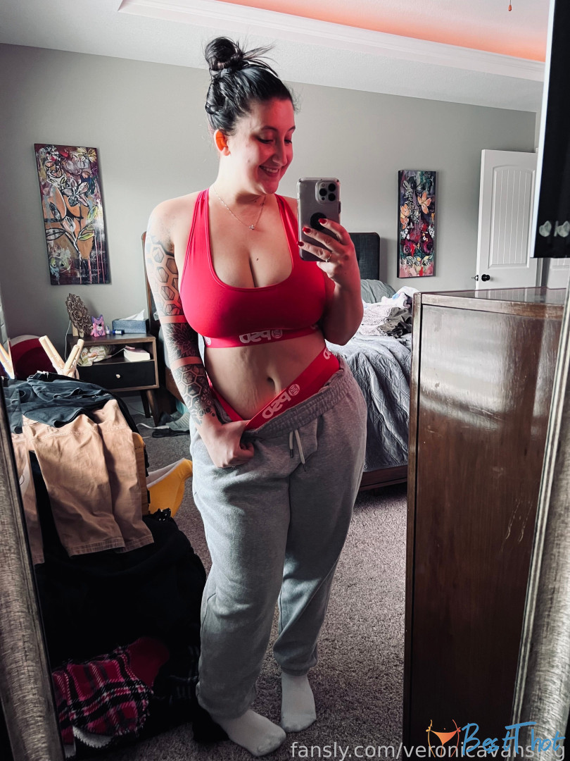 Photo by veronicavansing published on January 25,2025 00:01:17 - BestThots