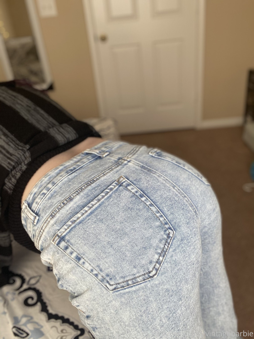 Photo by vintagebarbie published on October 24,2023 21:05:24 - BestThots
