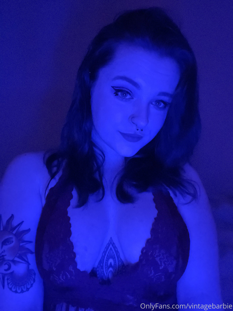 Photo by vintagebarbie published on October 24,2023 21:19:37 - BestThots